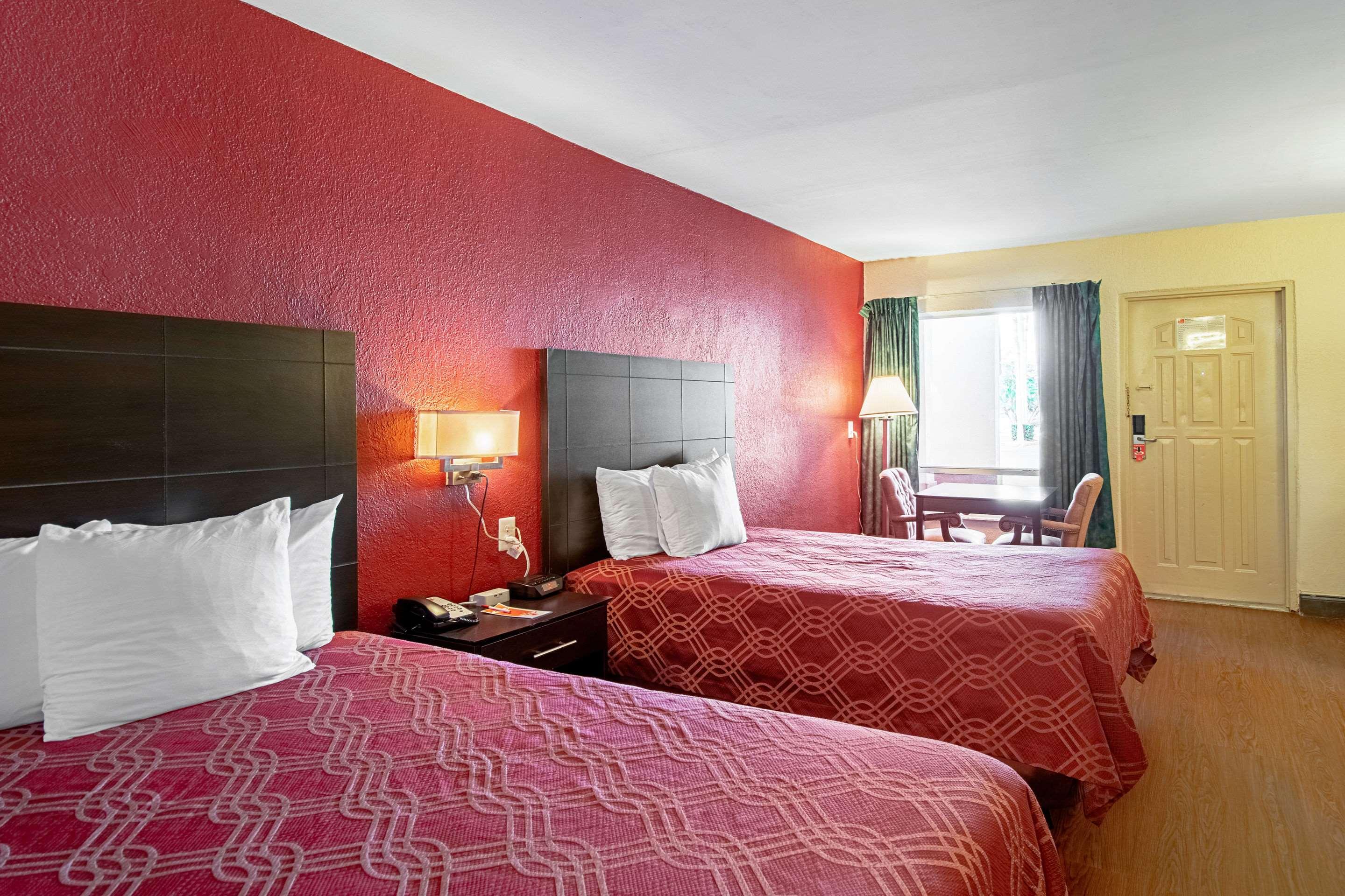 Ramada Limited Clearwater Hotel And Suites Extérieur photo