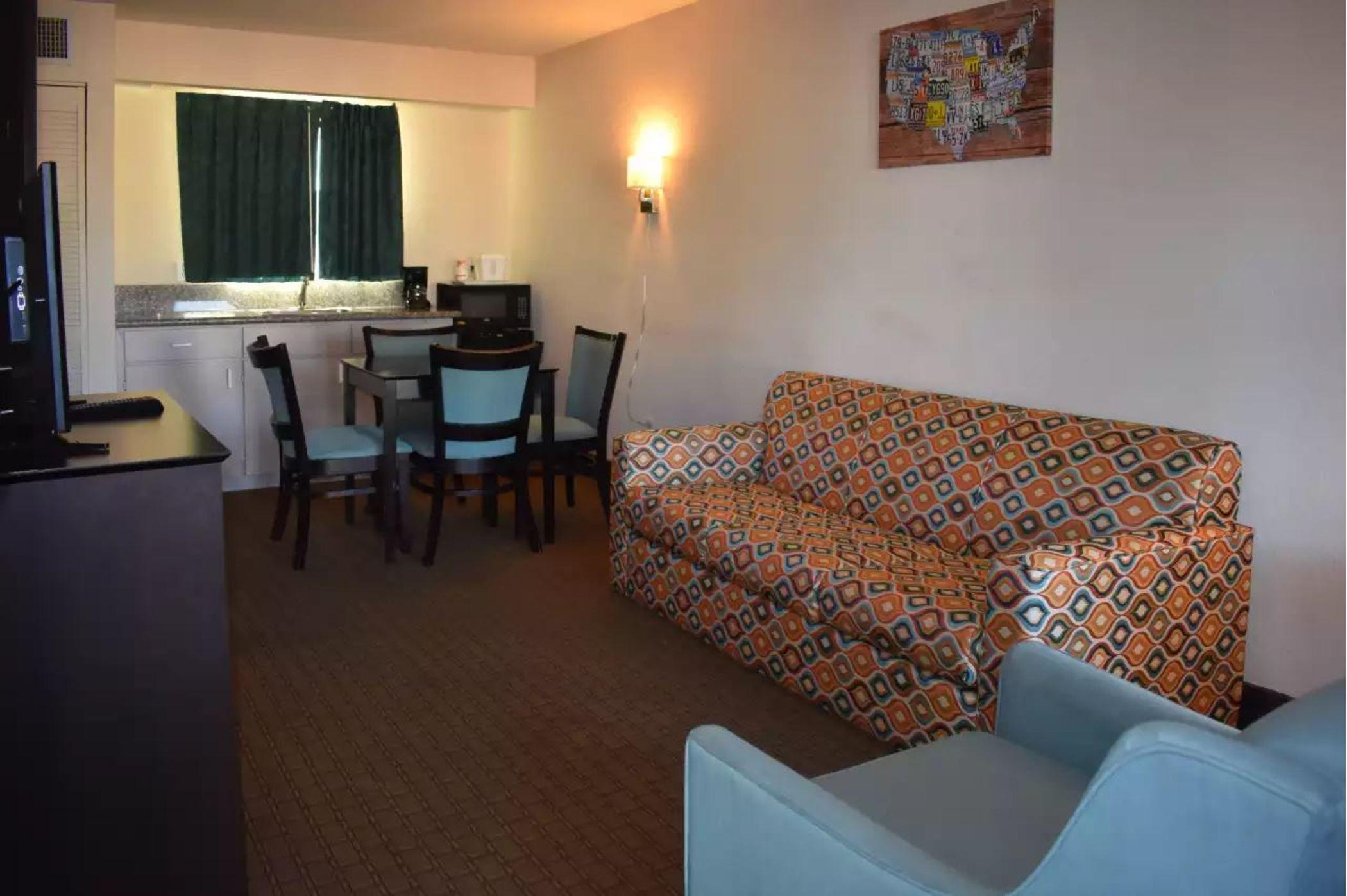Ramada Limited Clearwater Hotel And Suites Extérieur photo