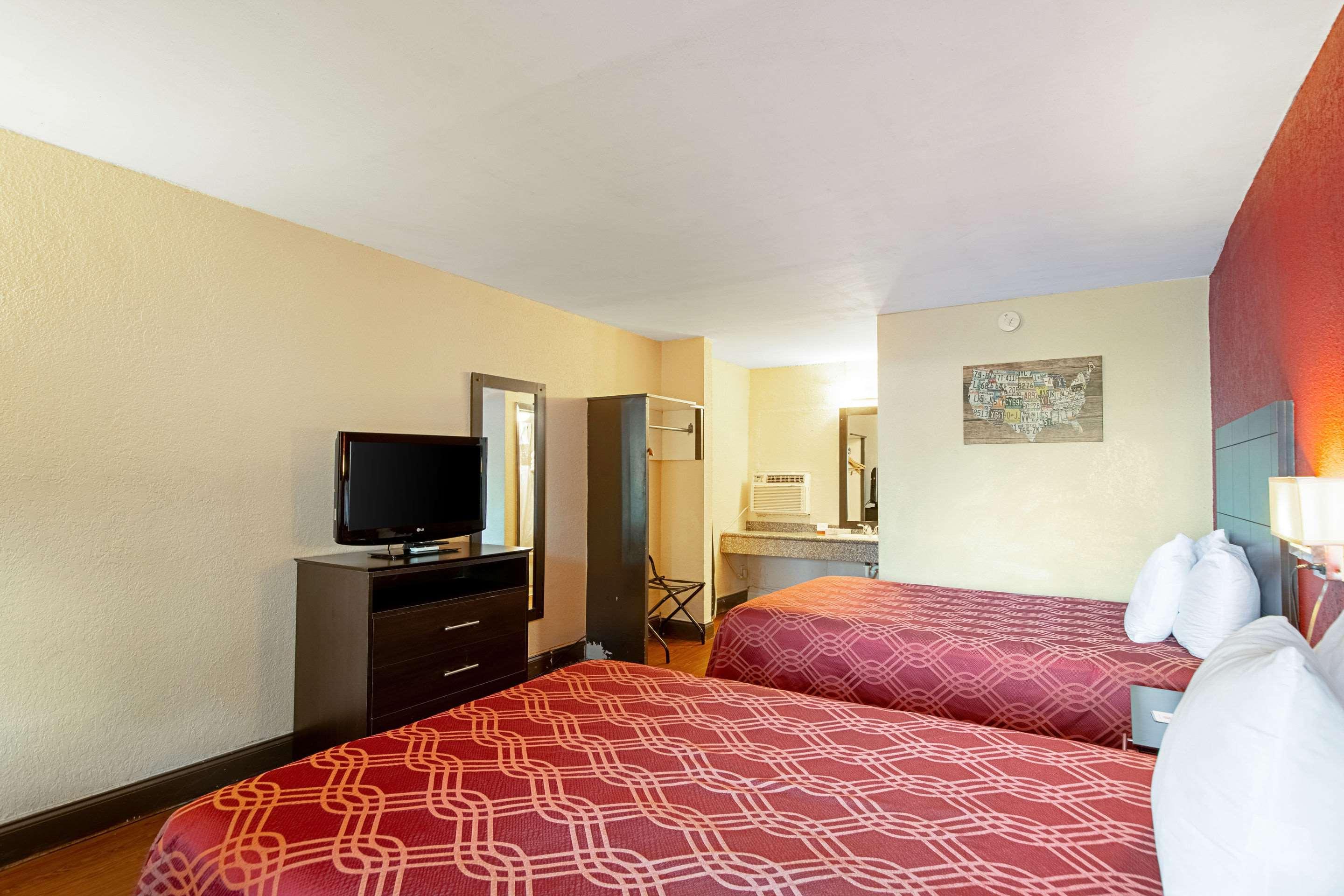 Ramada Limited Clearwater Hotel And Suites Extérieur photo
